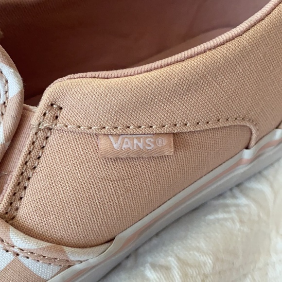 Pink and White Vans slip-ons - 9 Never worn - Picture 3 of 4